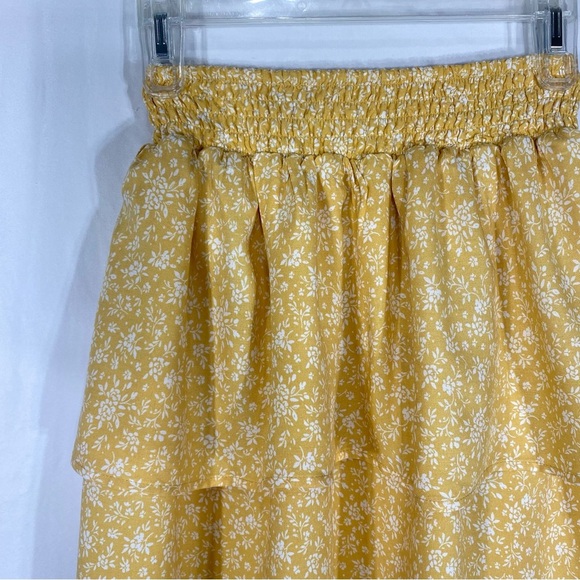 No Boundaries Yellow Floral Ruffle Skirt - Picture 2 of 7